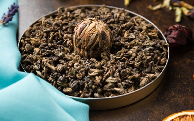 What is Chicory? Benefits, Uses & Nutritional Value